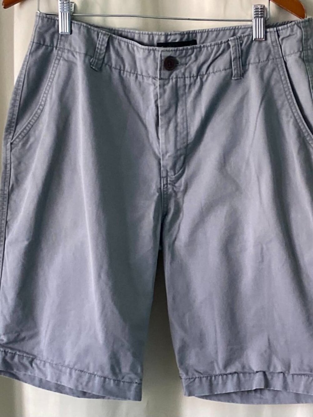 Aeropostale Men's Chino Shorts Size 32 Gray Flat Front Cotton Casual Summer Swim